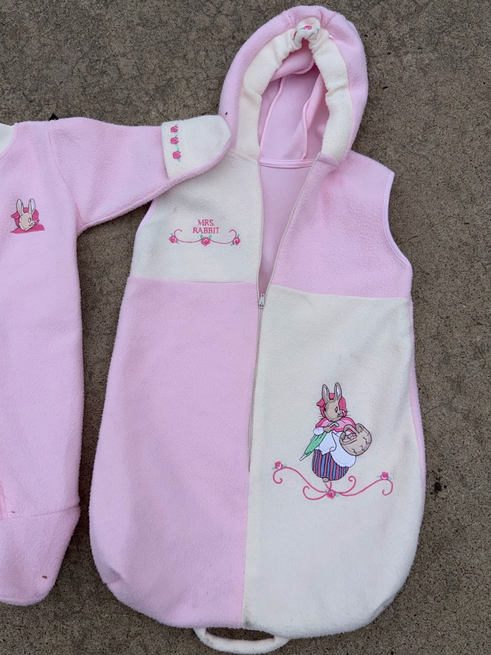 VTG Beatrix Potter Baby bunting One-Piece & matching fleece Sack Set -